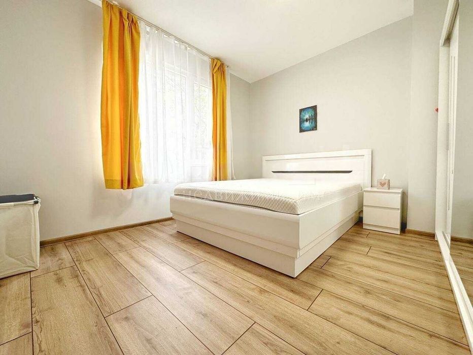 Продава се Тристаен апартамент в Пловдив, Кършияка - 104 кв.м за 1730 €/кв.м - Снимка #3