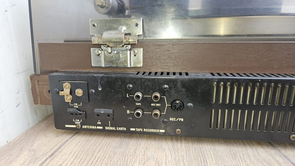 Sony HMK-70 Stereo Music System – Made in Japan