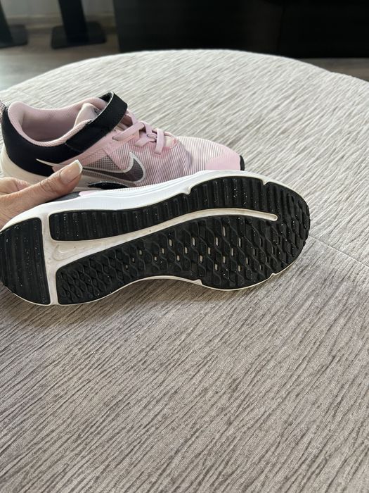 Маратонки nike за момиче