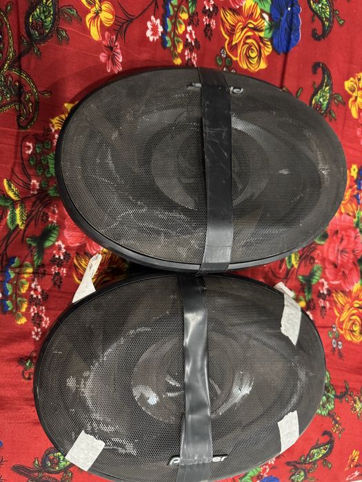 Колонка, буфер, музыка