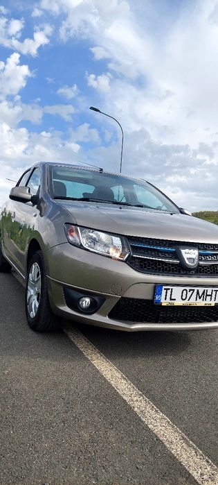 Vand Dacia Logan benzină 90 cp navigatie android camera senzori parcar
