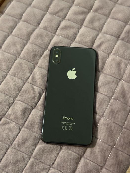 Iphone X продам.