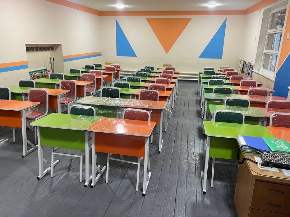 Парта стуллар ва  доскалар. сиденье спинки бакавой листлар