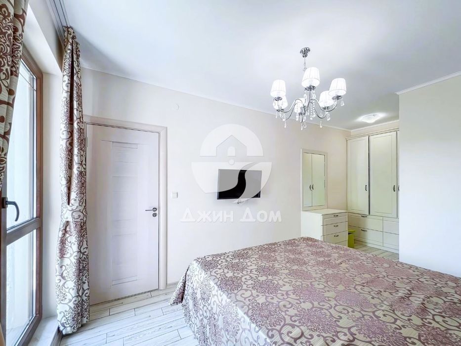 Продава се Тристаен апартамент в Несебър - 99 кв.м за 1768 €/кв.м - Снимка #8