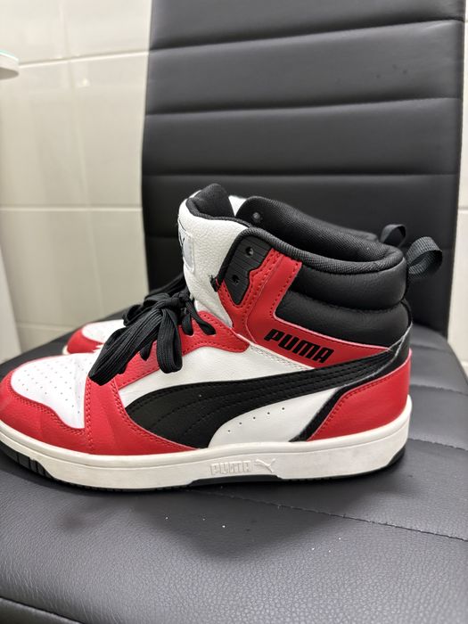 Adidasi Nike Jordan