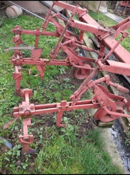 vanzare prasitor porumb sau cartofi pe 3 randuri