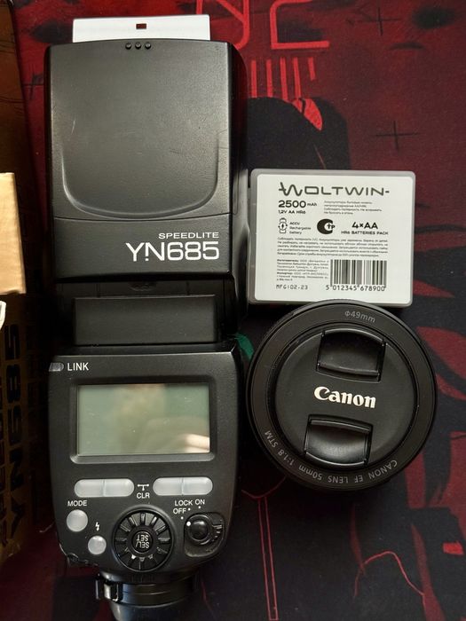 Вспышка YN 685 + объектив 50mm