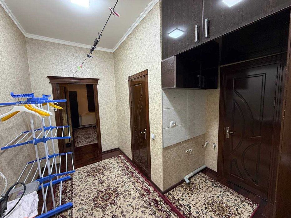 Продаётся 2х передел в 3х комн квартира на 2 этаже Ор-р Теракзор