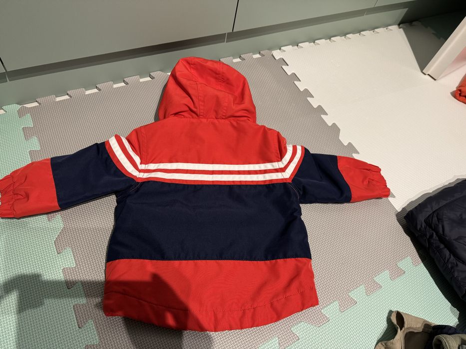 Geaca Tommy, in stare foarte buna