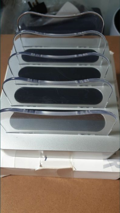 Încărcător USB pt dispozitive mobile