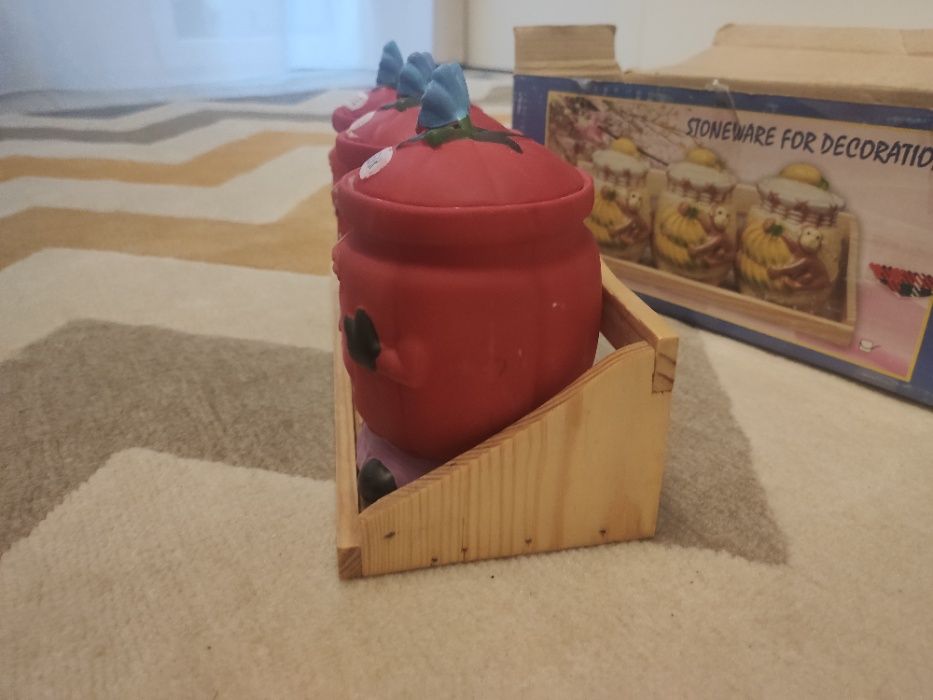 Vand set depozitare bucatarie rosu nou