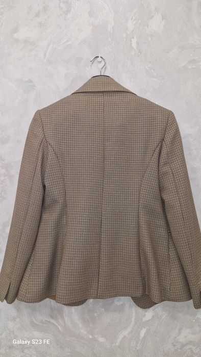 Пиджак в цвет "Гусиные лапки" 40 размер