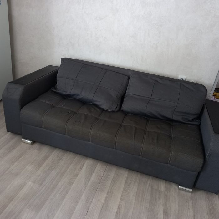 Продам диван срочно !!!