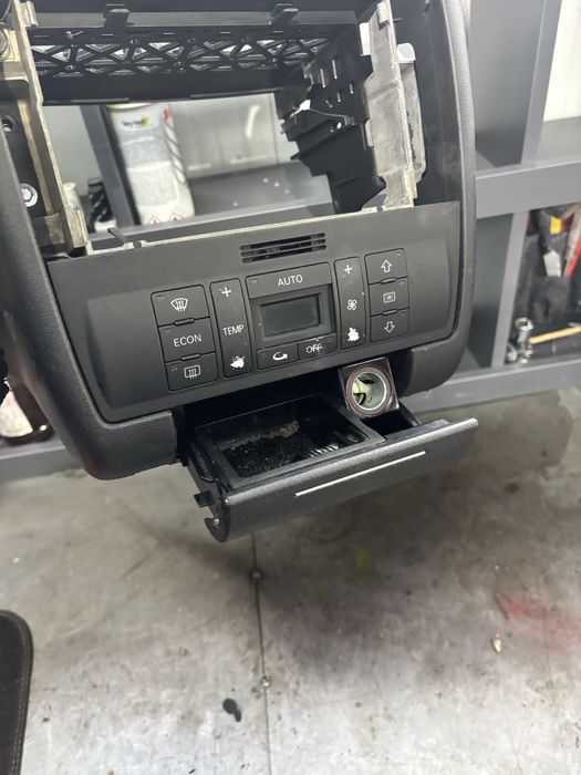 2din/рамка за навигация за audi A3/S3 8L