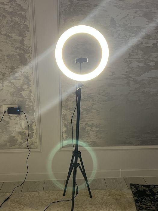 Продам кальцевую лампу