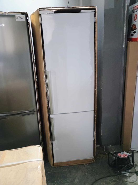 Чисто нов Хладилник с фризер Gram 181 см 293 л 38 dB