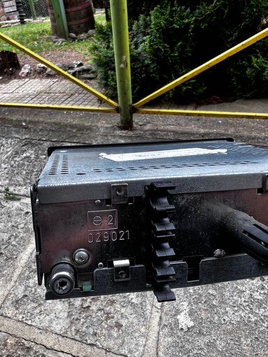 Оригинално радио за Рено лагуна 2