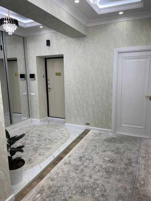 Сдаётся квартира ор-р ЖК Новза 4-комнат Шикарний Вид ул Мукимий