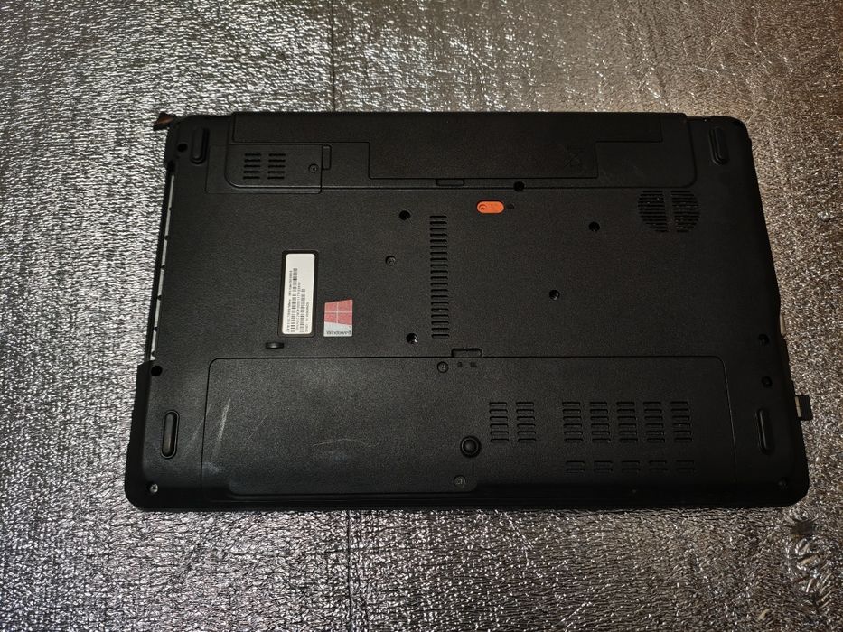 Ноунтбук Acer Packard Bell