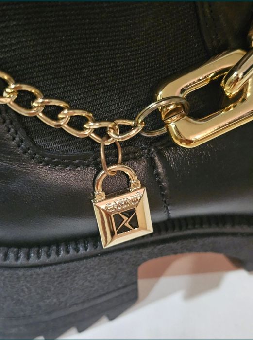 Нови ботуши Carinii от естествена кожа