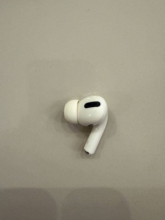 Слушалки AirPods Pro
