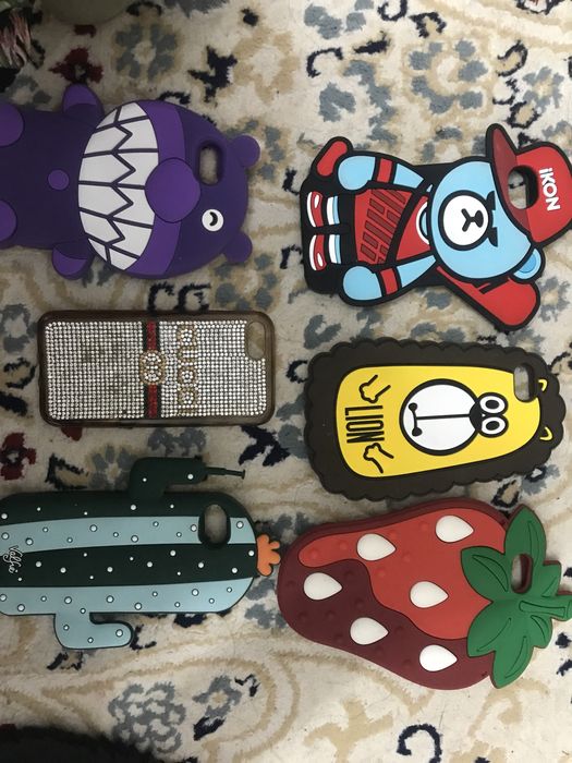 Чехлы на айфон.