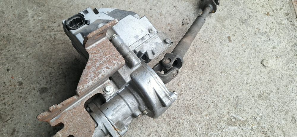 кормилна колона за Renault Kangoo 2009 г.
Частта е в добро съ