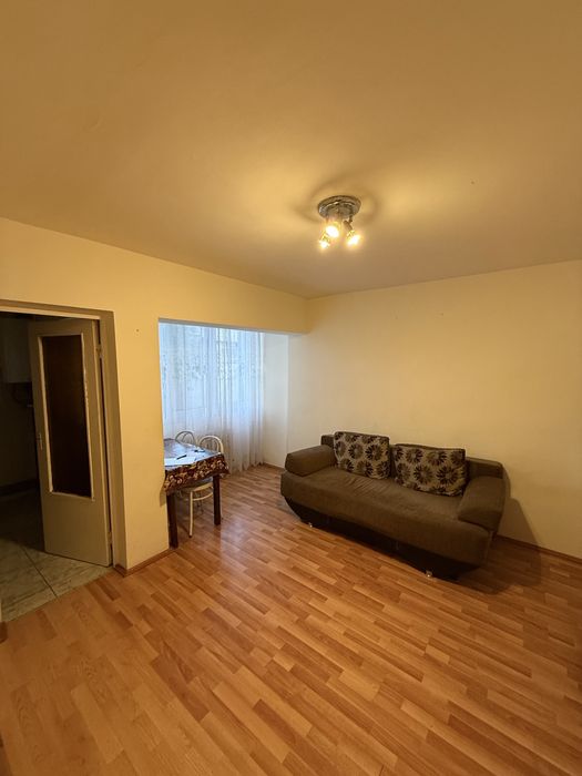 Închiriez garsonieră zona Selgros, INFOEL, Liceul cu Program Sportiv.