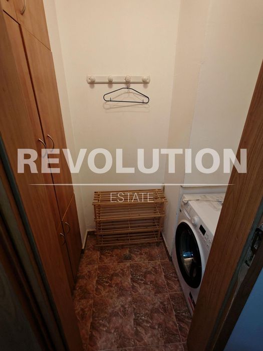 Дава се под наем Тристаен апартамент в Пловдив, Младежки Хълм - 130 кв.м за 600 € - Снимка #20