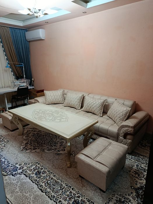 Stol sotiladi mdf dan yasalgan