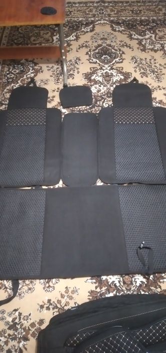 Продам авто чехлы