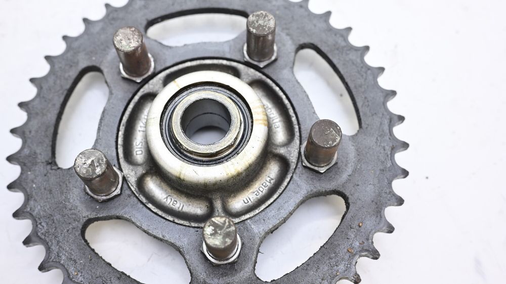 Pinion Roata Spate Aprilia RSV 1000 Mille 2001 - 2003