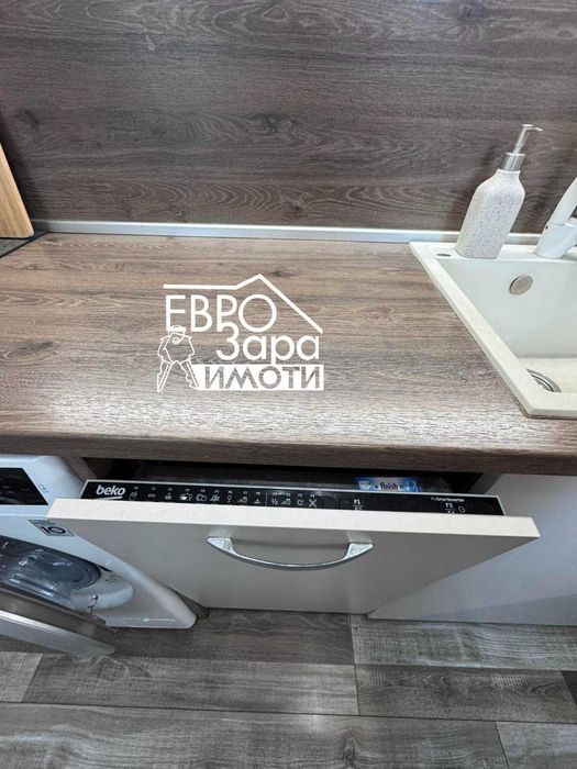 Продава се Четиристаен апартамент в Стара Загора, Център - 90 кв.м за 864 €/кв.м - Снимка #5