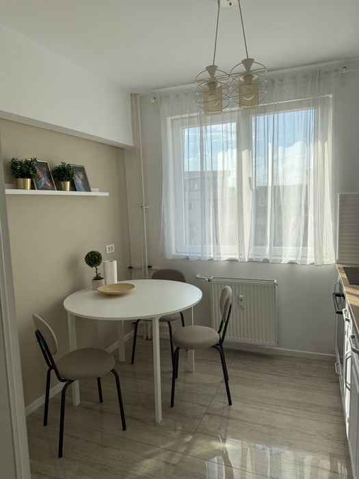 Vand apartament 3 camere obor stefan cel mare