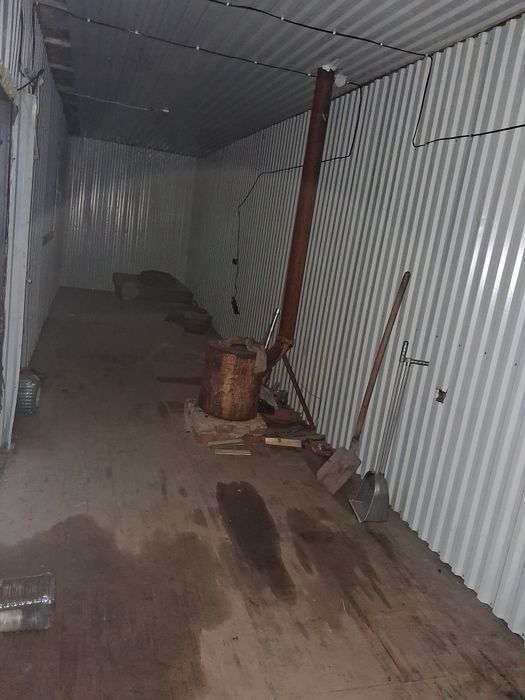 Продам контейнер с местом или без