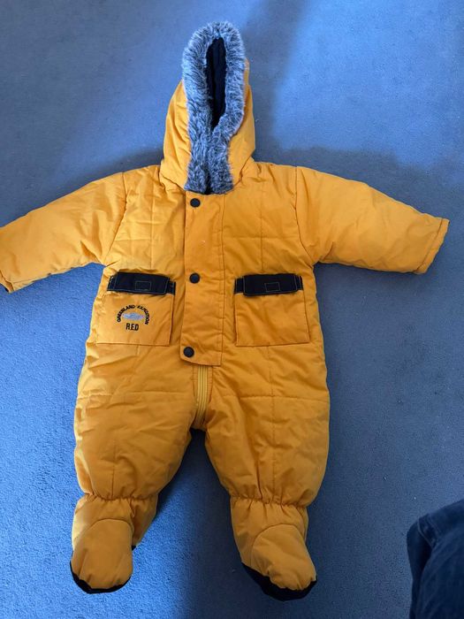 Комплекти, космонавт и ромпър за бебка