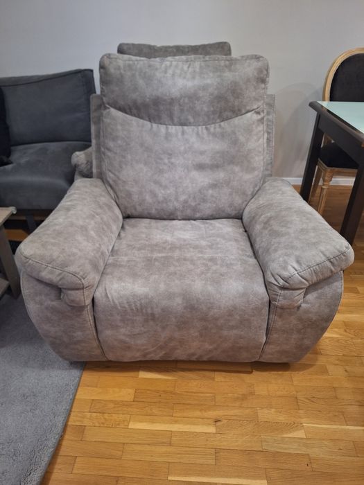 Фотьойл реклайнер Белучи