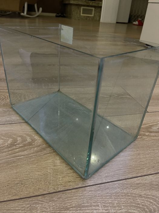 Acvariu pentru pesti+jucarii