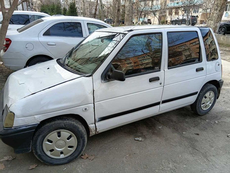 Тико сотилади   1996 йил  ок ранг.  Мотор килинган . Газ йук