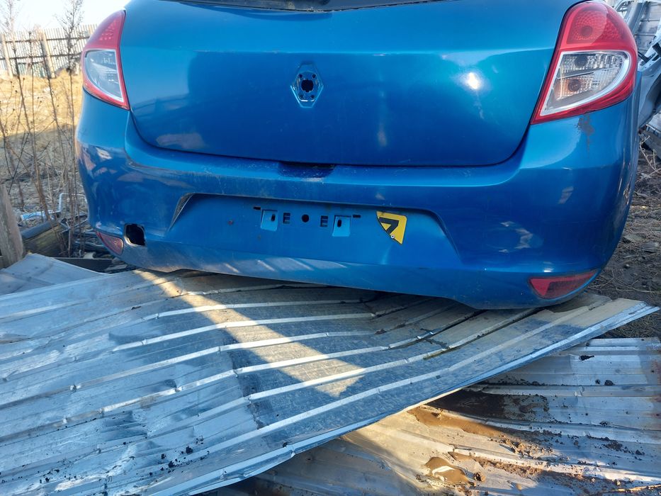 bara spate renault clio 3 2010