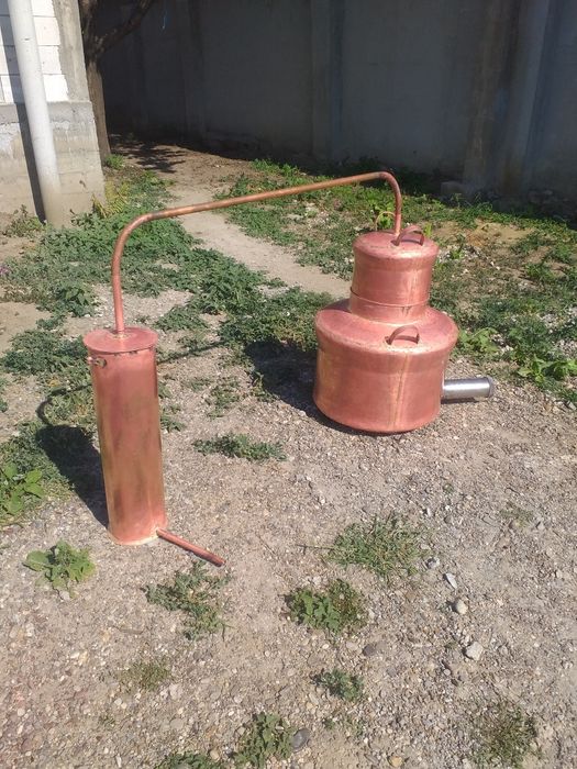 Vând cazan de țuică la 100 de Litri cu fundul de 4 mm