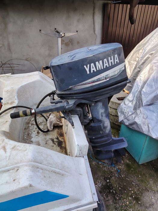 Vand Barca cu motor