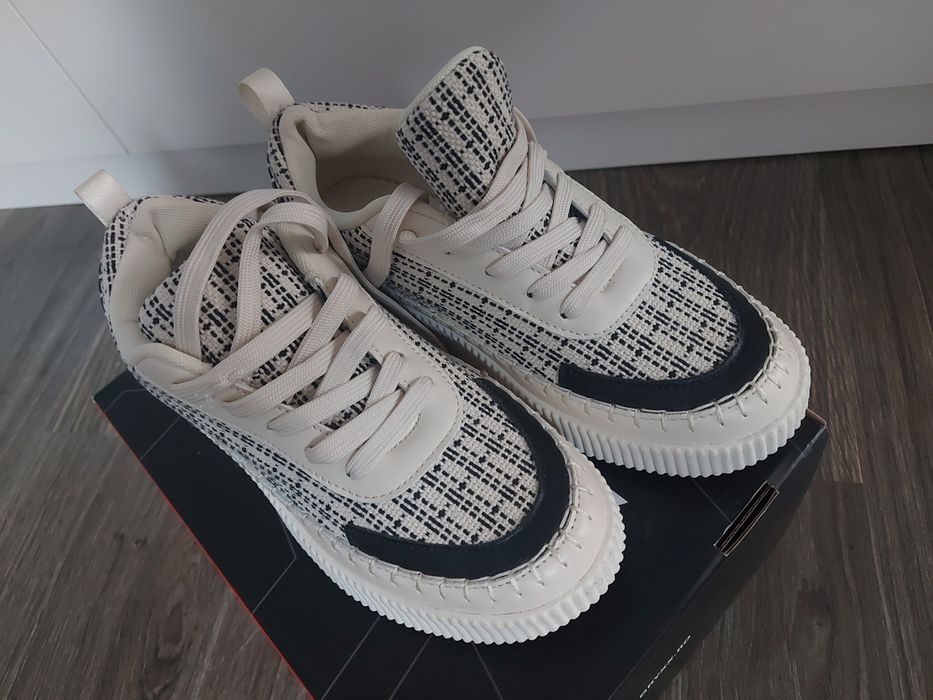 Geanta,borseta Guess