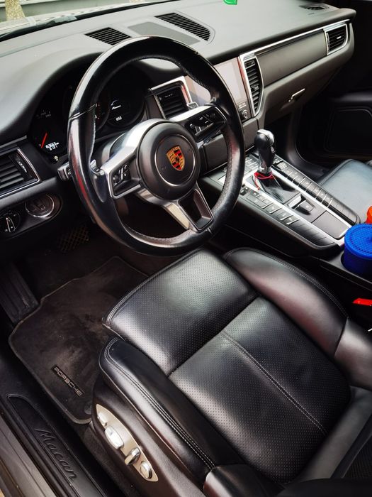 Porsche Macan autoturism