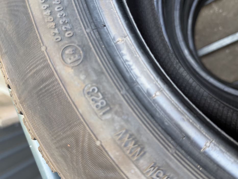 Set anvelope noi de iarnă 215/60R16 Continental!