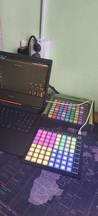 Novation Launchpad Mini MK3 – Nou / Sigilat (Controller MIDI Ableton)