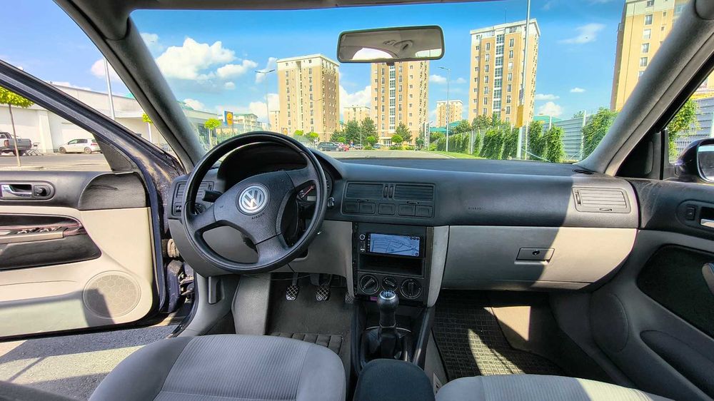 VOLKSWAGEN Bora 2004 — imagine 4
