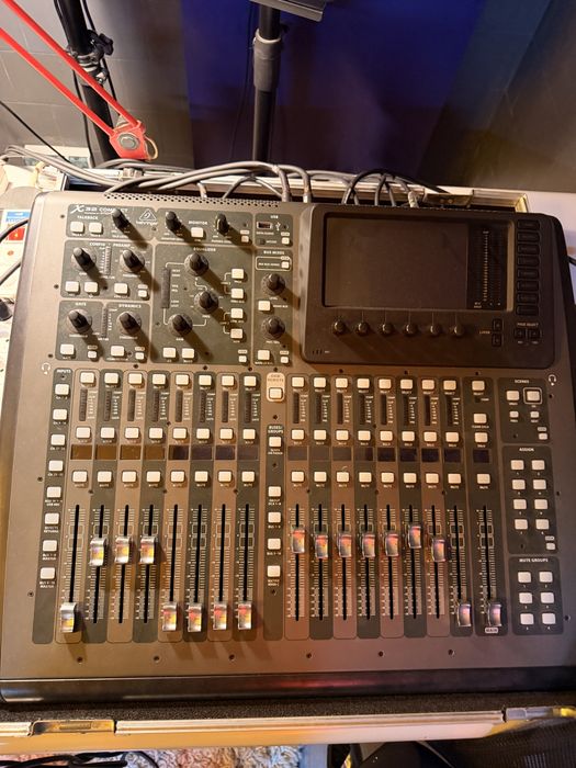 Behringer x32 case thon inclus pret fix