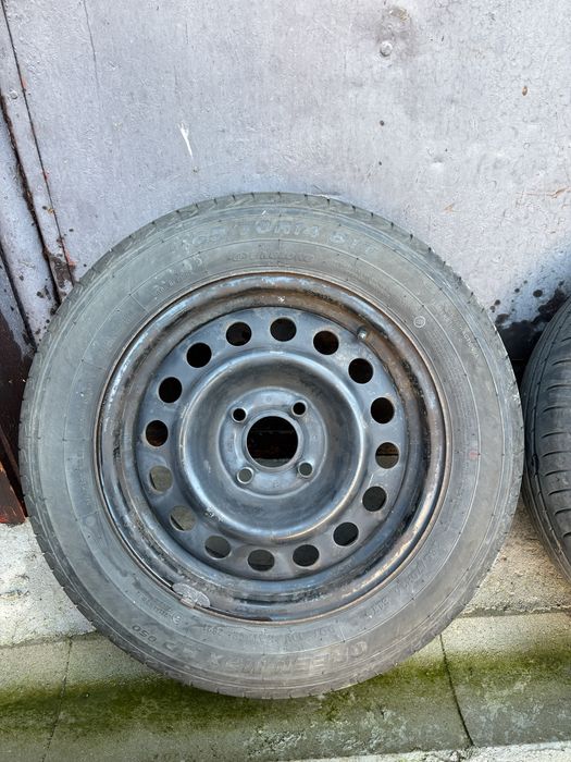Vand 4 roti cu anvelope de vara+4 anvelope de iarna 165/70/14