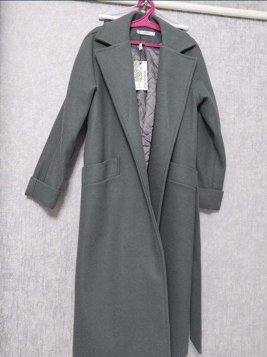 Пальто осень - зима .